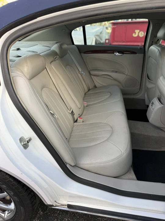 2007 Buick Lucerne - Image 16 of 21