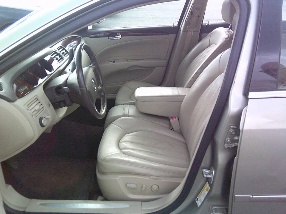 2007 Buick Lucerne - Image 16 of 21