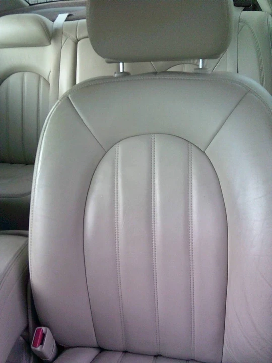 2007 Buick Lucerne - Image 17 of 21