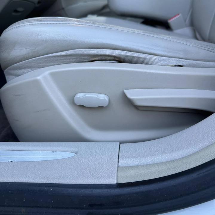 2007 Buick Lucerne - Image 19 of 21