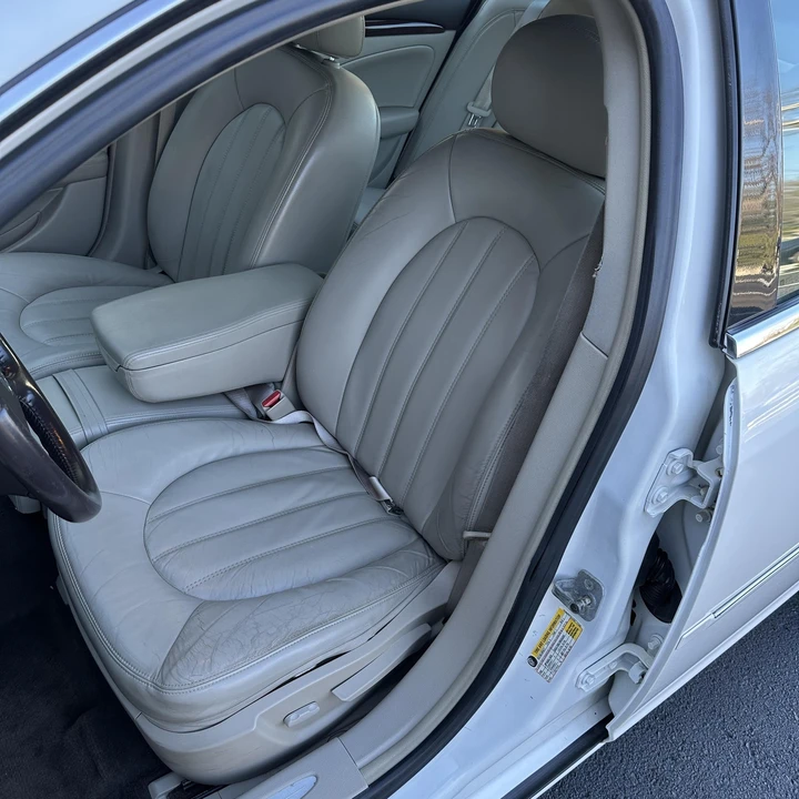2007 Buick Lucerne - Image 18 of 21