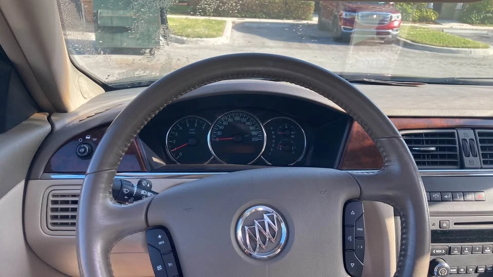 2007 Buick LaCrosse - Image 2 of 9