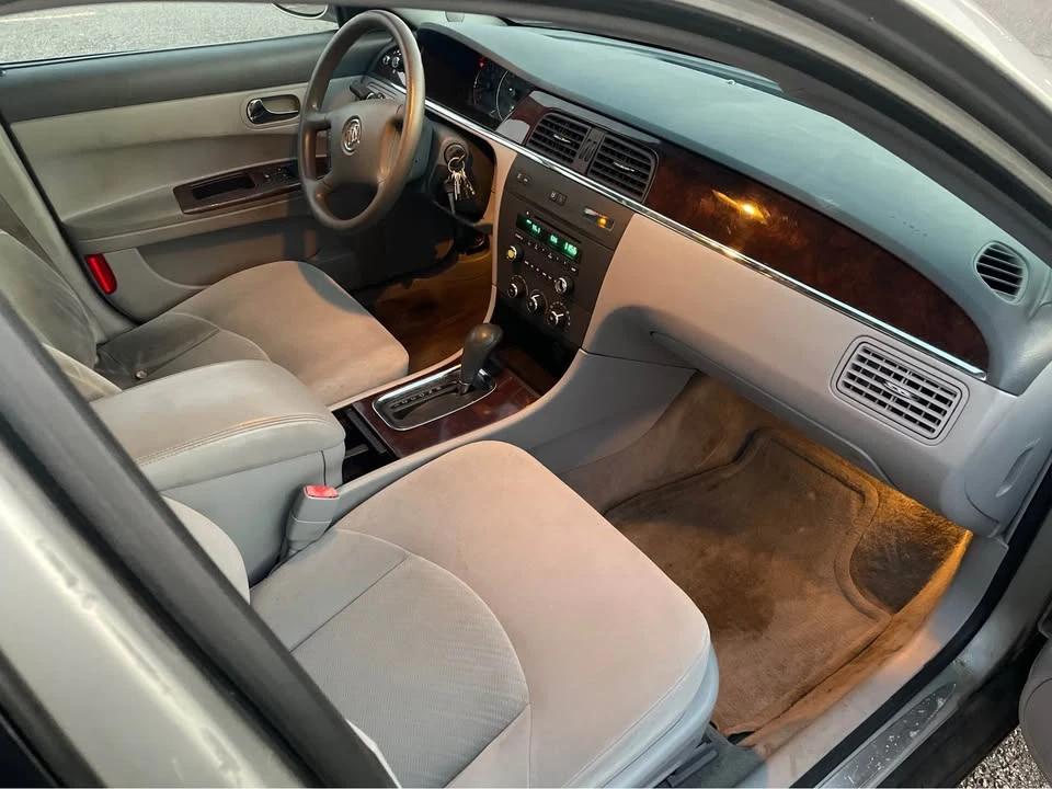 2007 Buick LaCrosse - Image 10 of 18