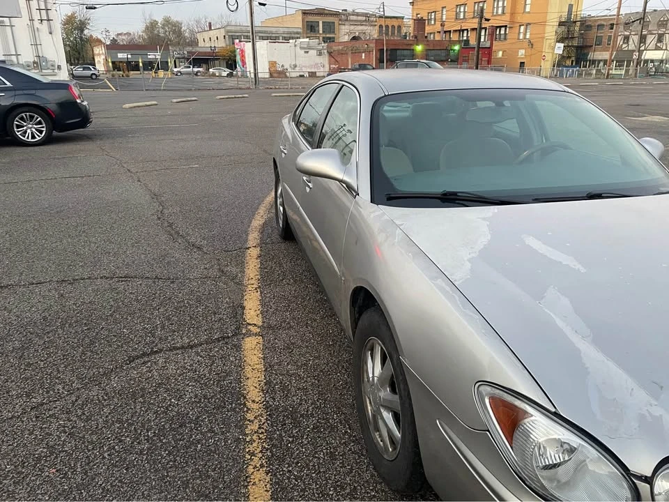 2007 Buick LaCrosse - Image 2 of 18