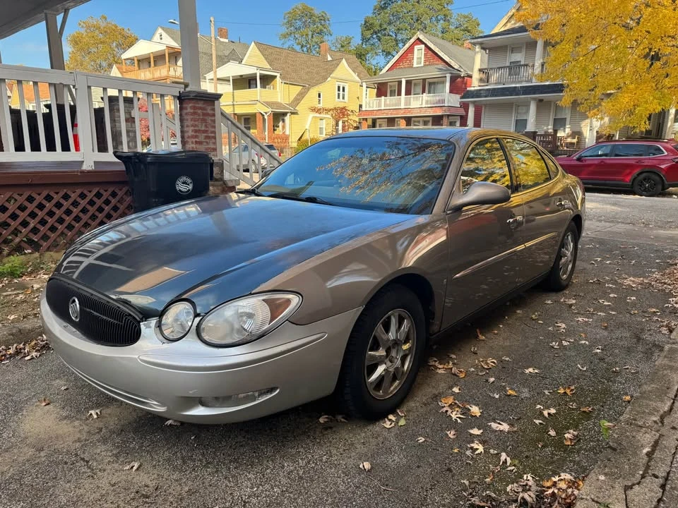 2007 Buick LaCrosse - Image 2 of 11
