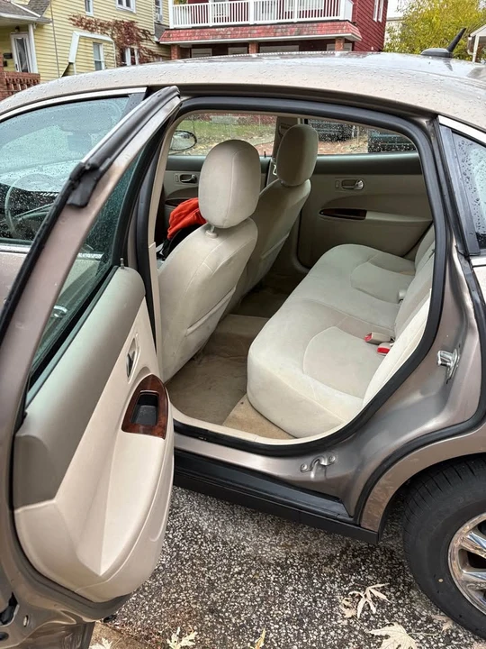 2007 Buick LaCrosse - Image 10 of 11