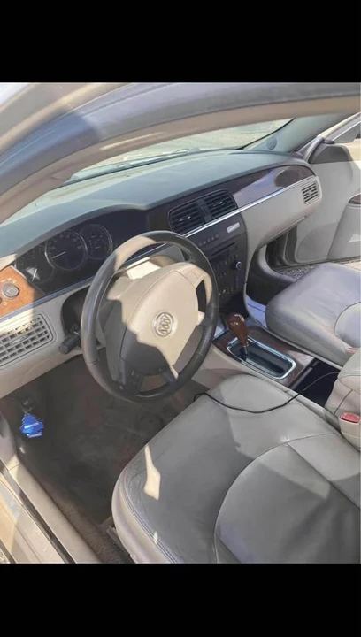 2007 Buick LaCrosse - Image 2 of 4