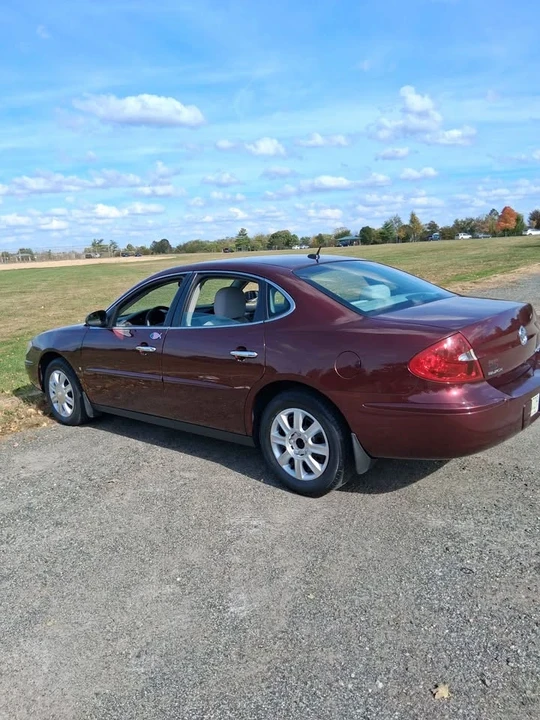 2007 Buick LaCrosse - Image 2 of 8