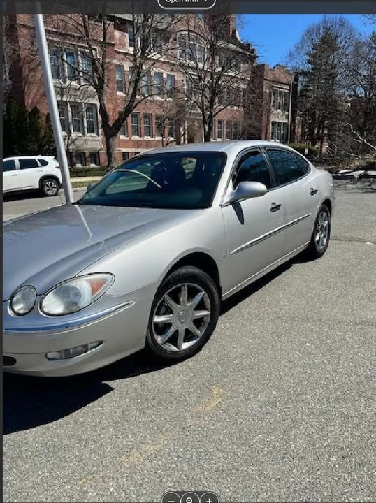 2007 Buick LaCrosse - Image 2 of 15