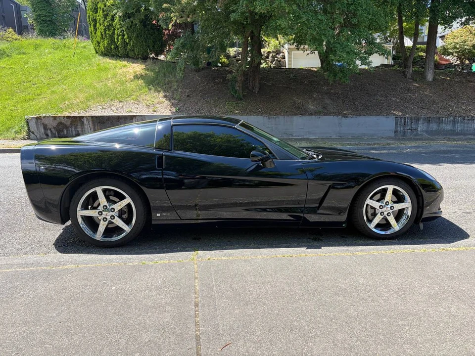 2007 Chevrolet Corvette C6 - Image 8 of 10