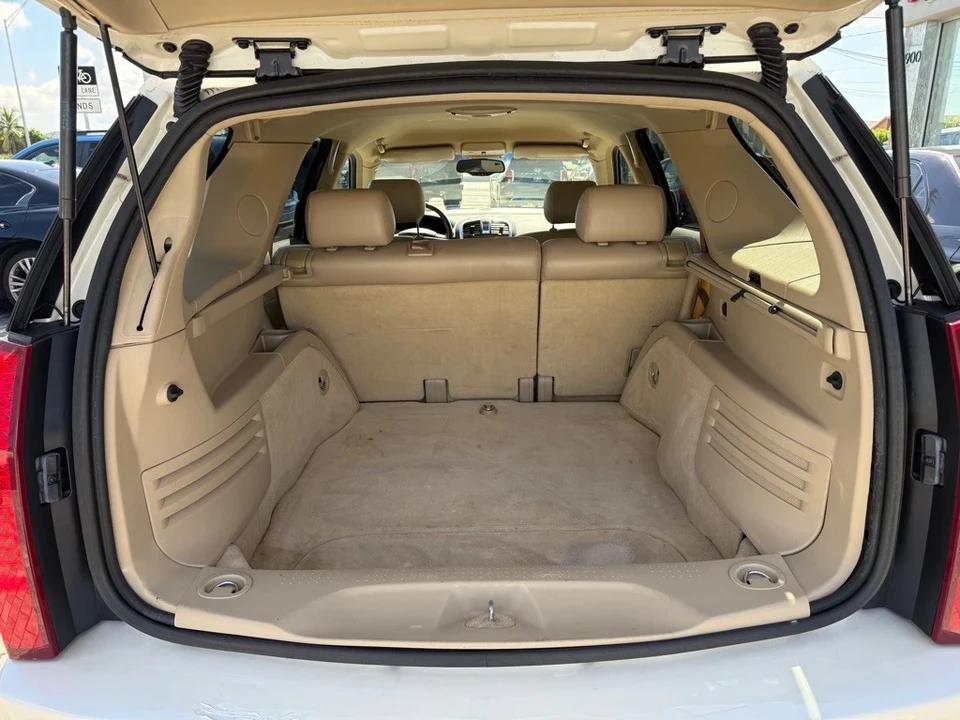 2007 Cadillac SRX - Image 7 of 21