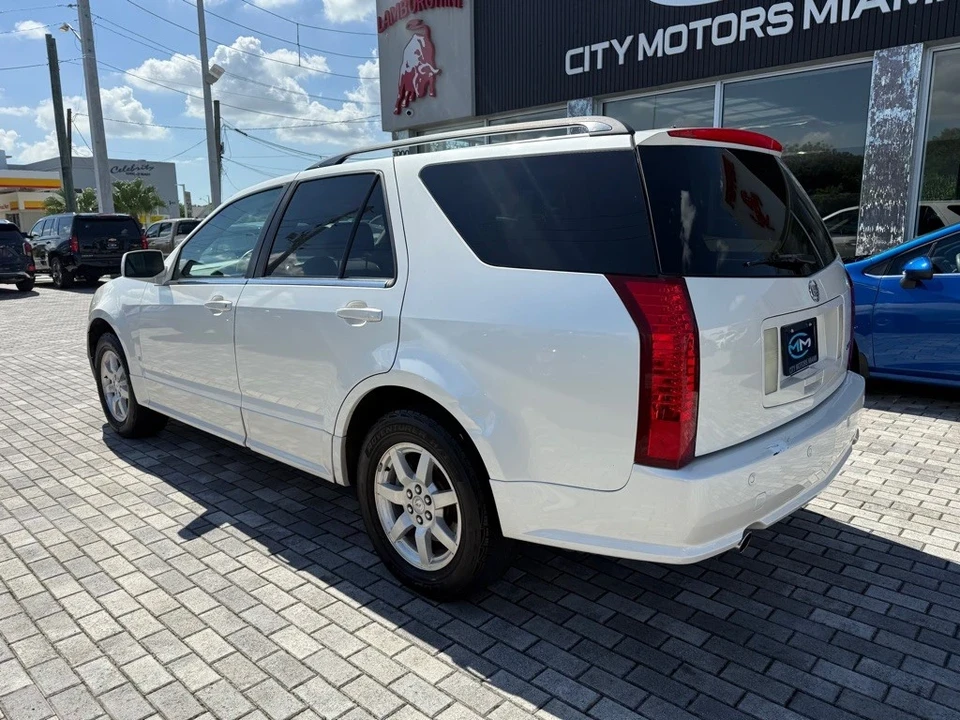 2007 Cadillac SRX - Image 9 of 21