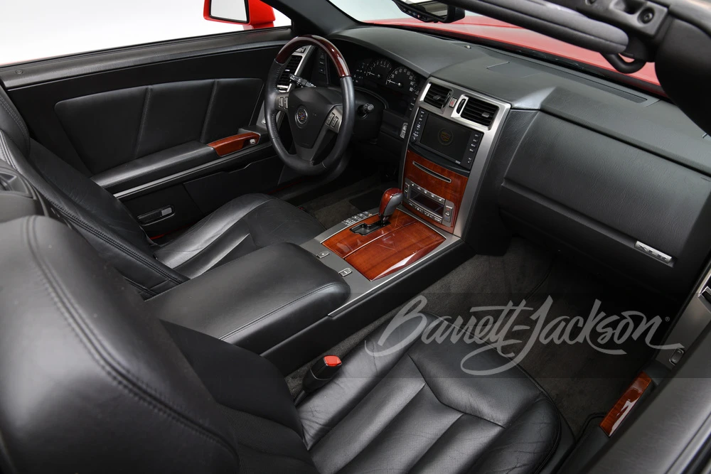 2007 Cadillac XLR - Image 3 of 31