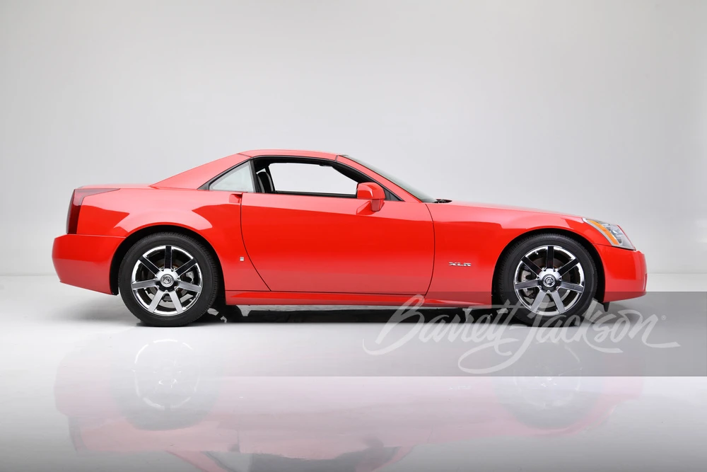 2007 Cadillac XLR - Image 23 of 31
