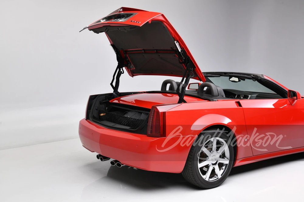 2007 Cadillac XLR - Image 30 of 31