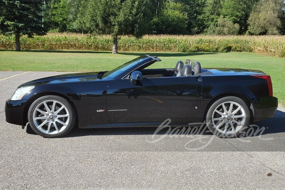 2007 Cadillac XLR-V - Image 6 of 12