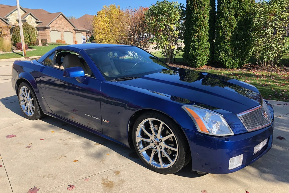 2007 Cadillac XLR-V - Image 2 of 5