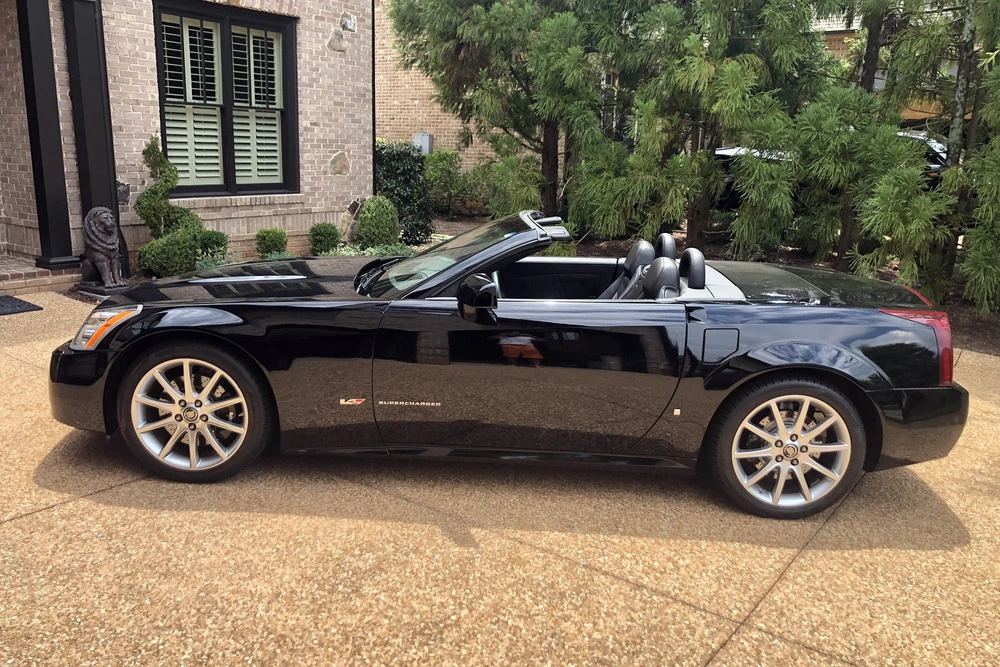 2007 Cadillac XLR-V - Image 5 of 5
