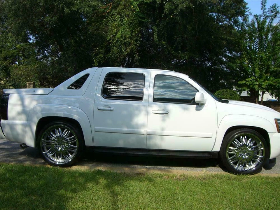2007 Chevrolet Avalanche - Image 5 of 5