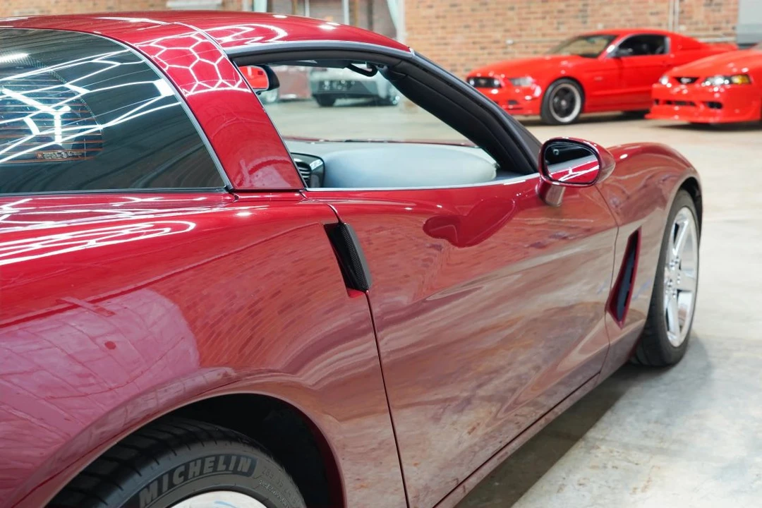 2007 Chevrolet Corvette C6 - Image 15 of 31