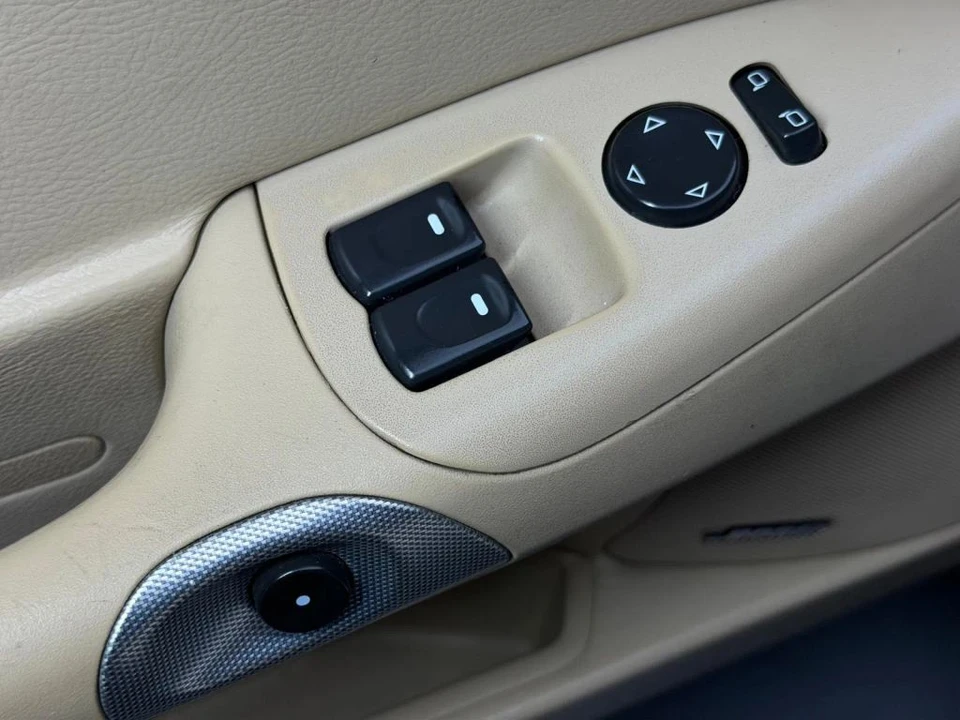 2007 Chevrolet Corvette C6 - Image 18 of 31