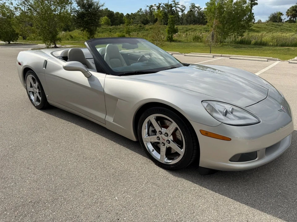 2007 Chevrolet Corvette C6 - Image 2 of 31