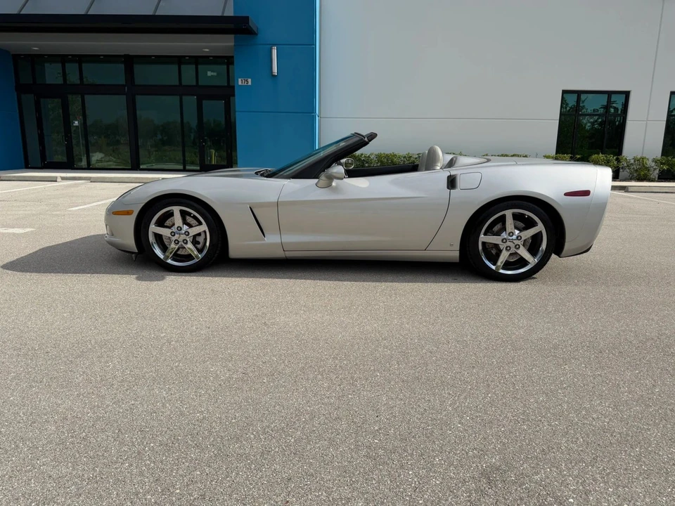 2007 Chevrolet Corvette C6 - Image 6 of 31