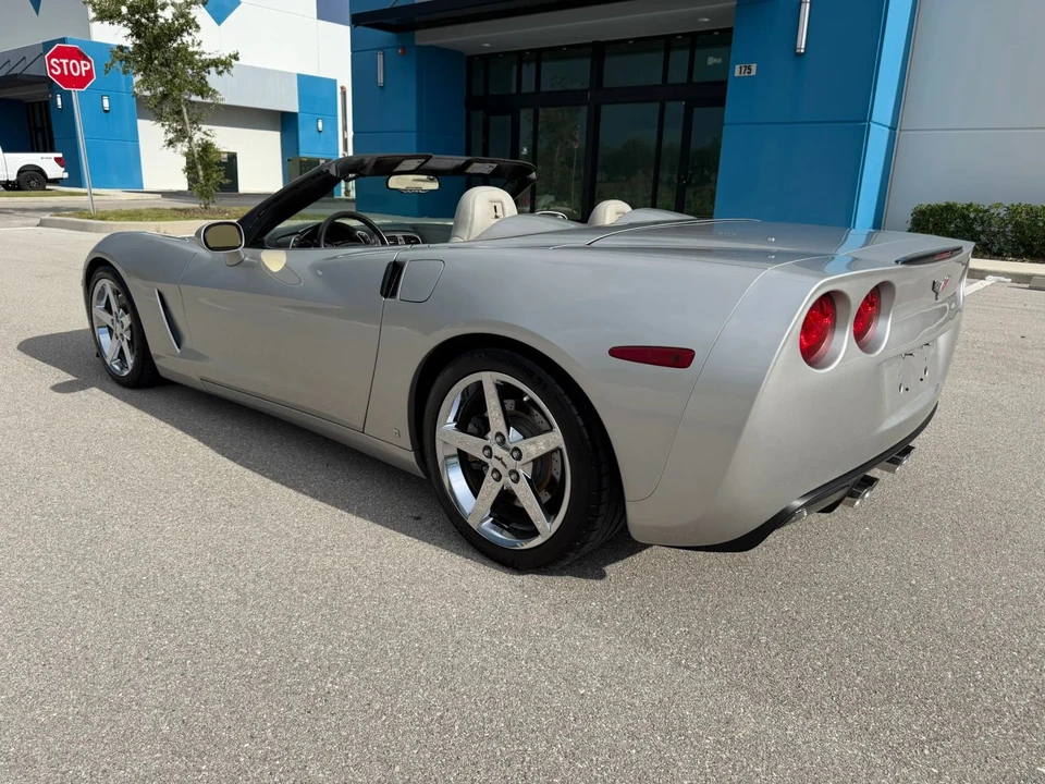 2007 Chevrolet Corvette C6 - Image 5 of 31