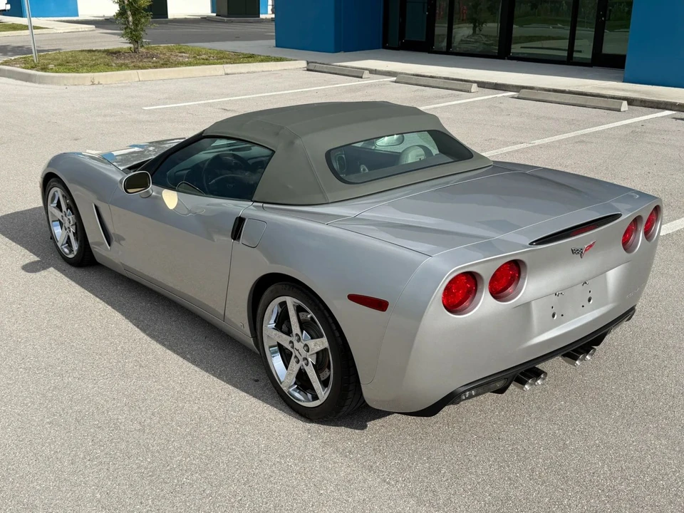 2007 Chevrolet Corvette C6 - Image 11 of 31
