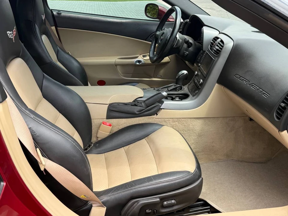 2007 Chevrolet Corvette C6 - Image 11 of 15