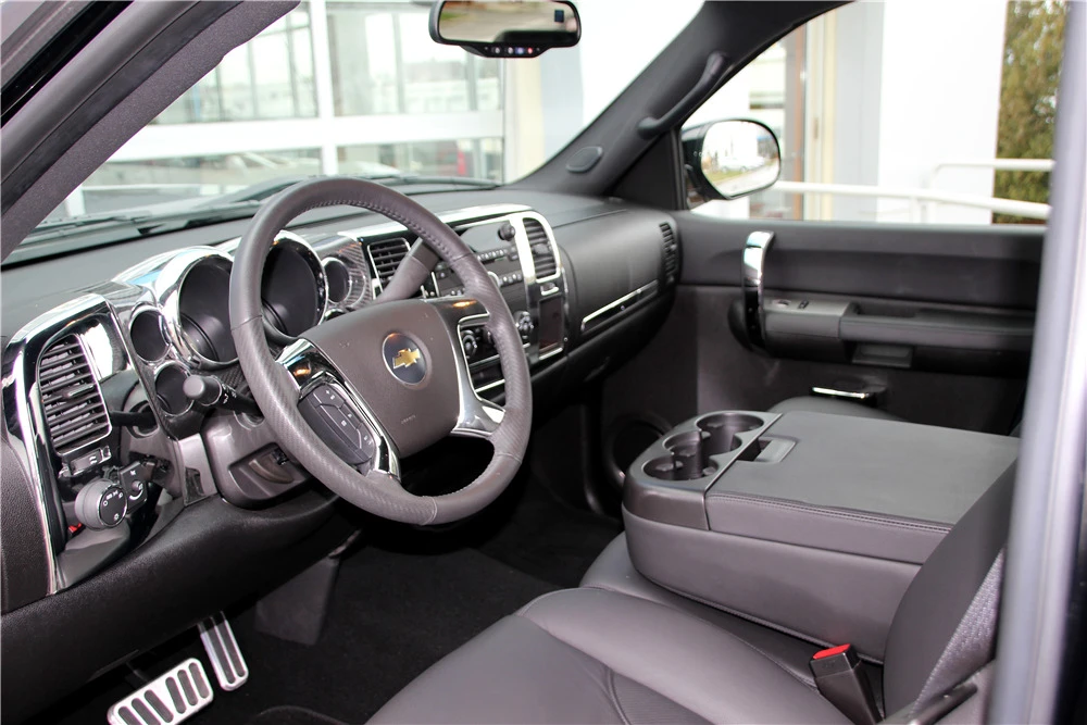 2007 Chevrolet Silverado - Image 4 of 5