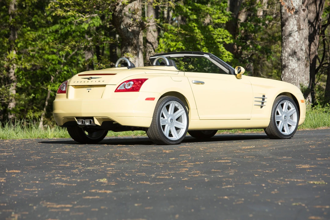 2007 Chrysler Crossfire - Image 5 of 27