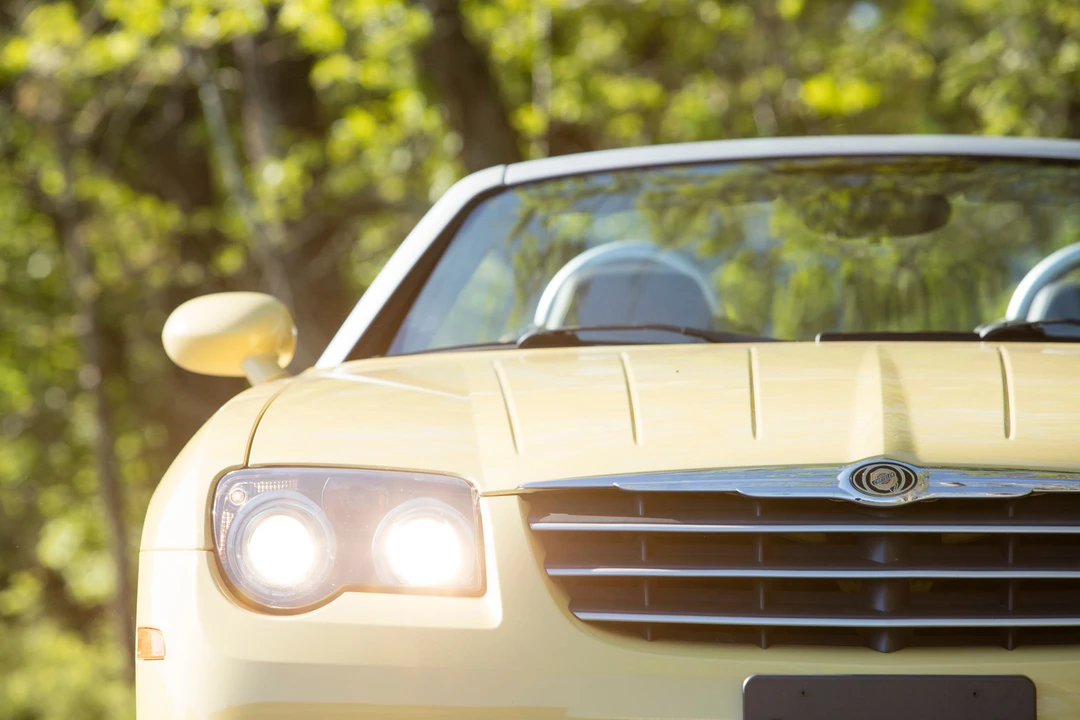 2007 Chrysler Crossfire - Image 19 of 27