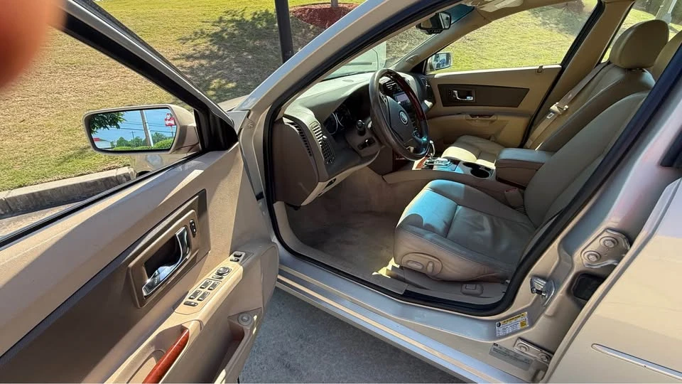 2007 Cadillac CTS 1st Gen - Image 9 of 19