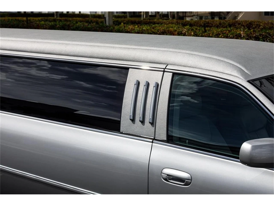 2007 Cadillac DTS - Image 24 of 31