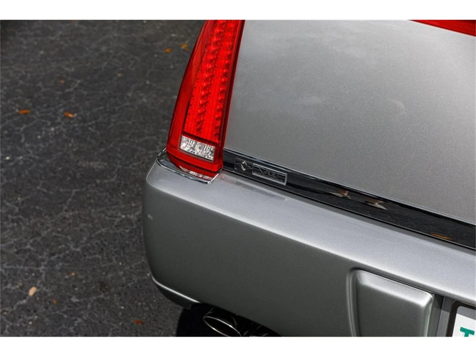2007 Cadillac DTS - Image 19 of 31