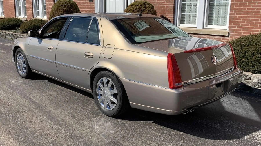 2007 Cadillac DTS - Image 3 of 8