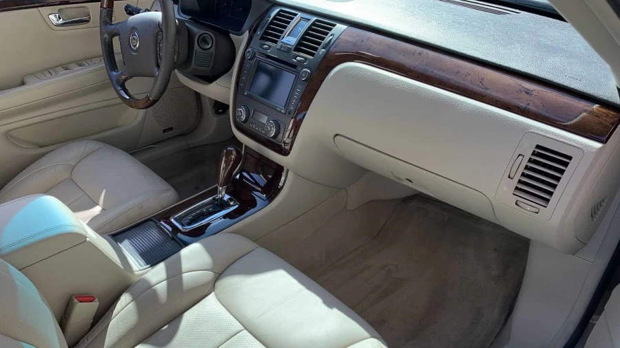 2007 Cadillac DTS - Image 6 of 8