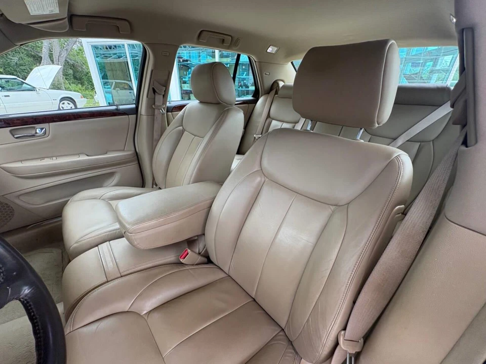 2007 Cadillac DTS - Image 25 of 31