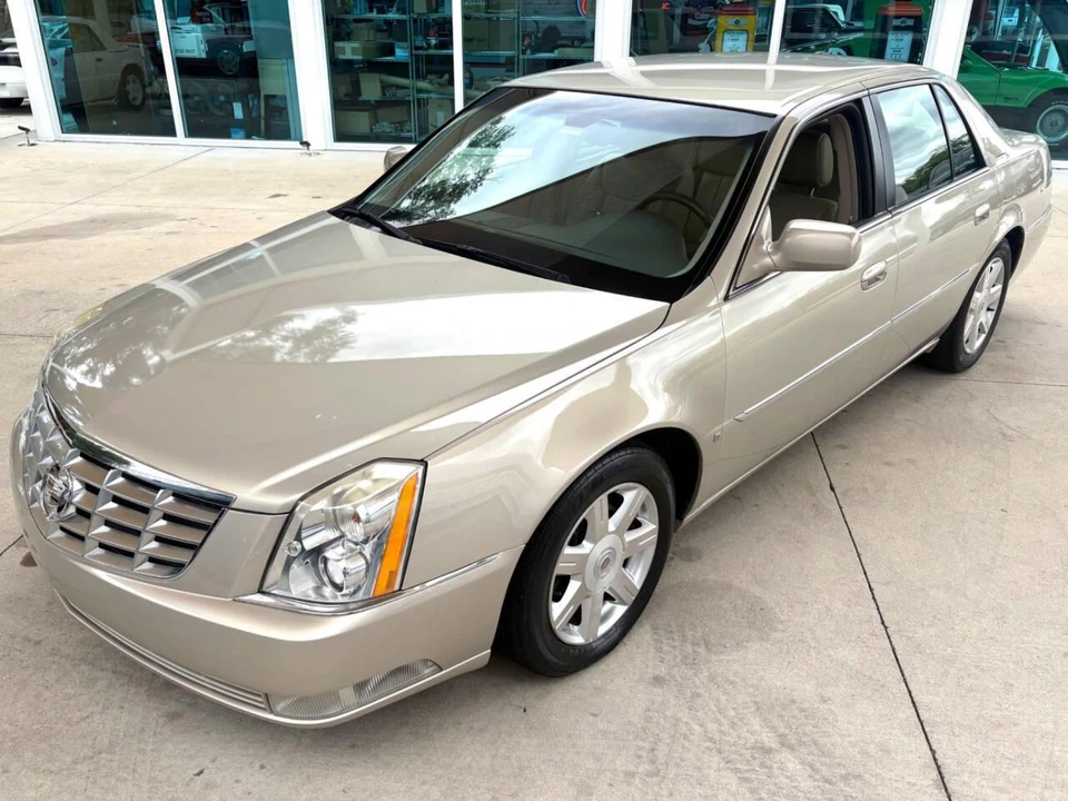 2007 Cadillac DTS - Image 20 of 31