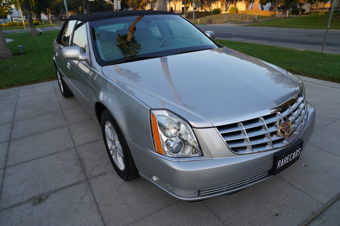 2007 Cadillac DTS - Image 9 of 31