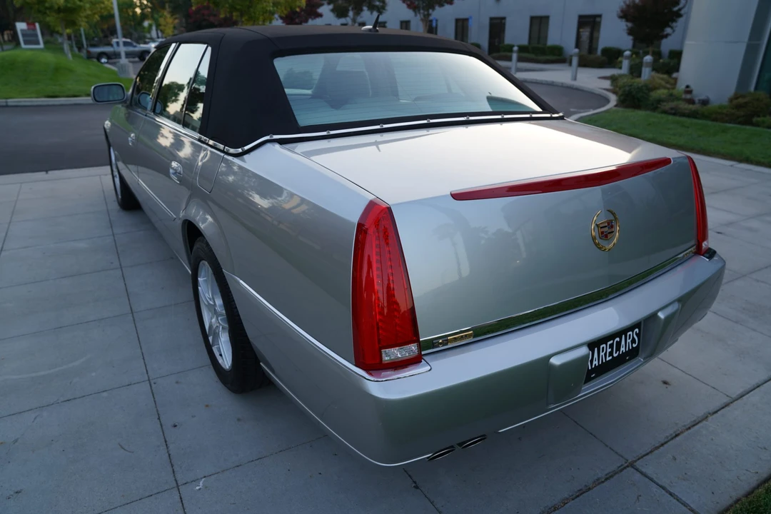 2007 Cadillac DTS - Image 20 of 31