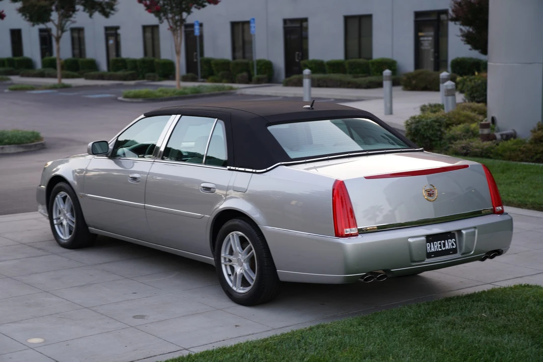 2007 Cadillac DTS - Image 21 of 31