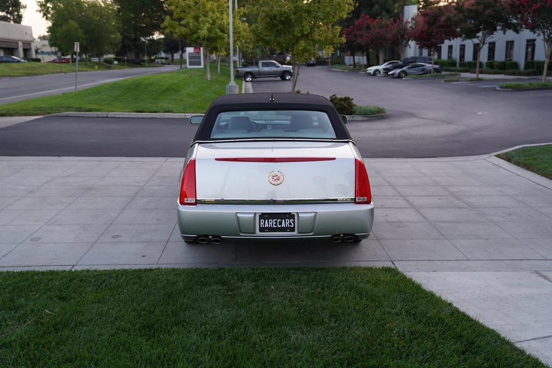 2007 Cadillac DTS - Image 17 of 31