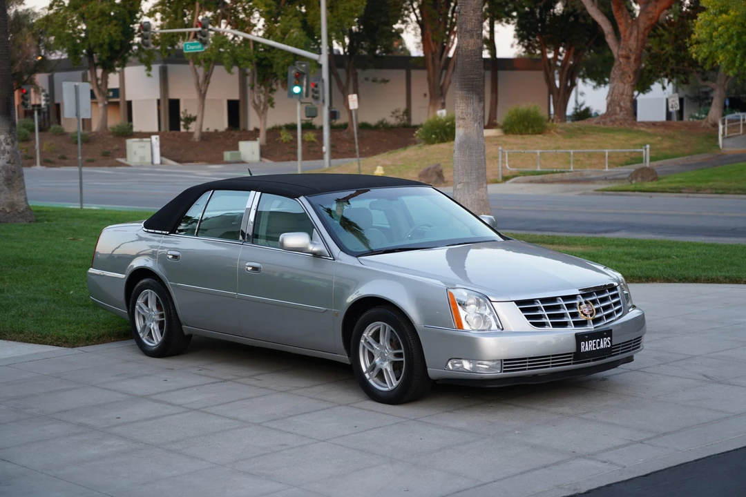 2007 Cadillac DTS - Image 10 of 31