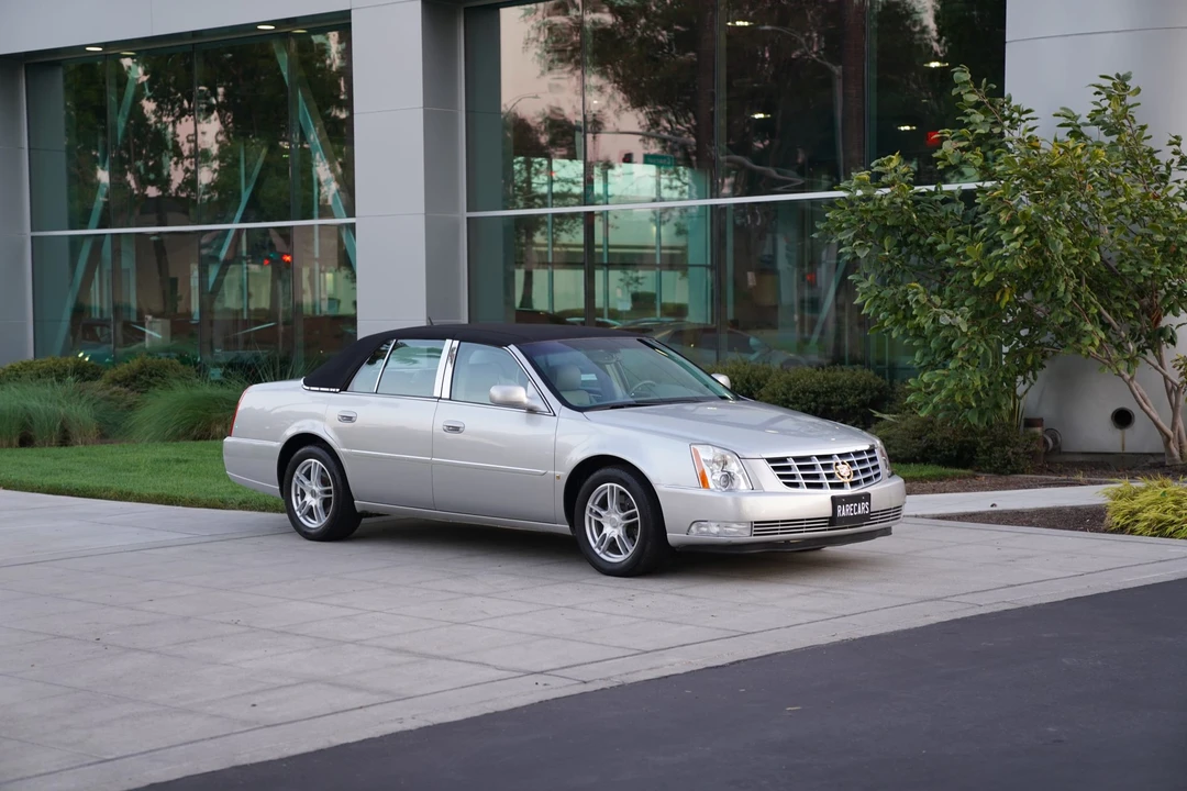 2007 Cadillac DTS - Image 12 of 31