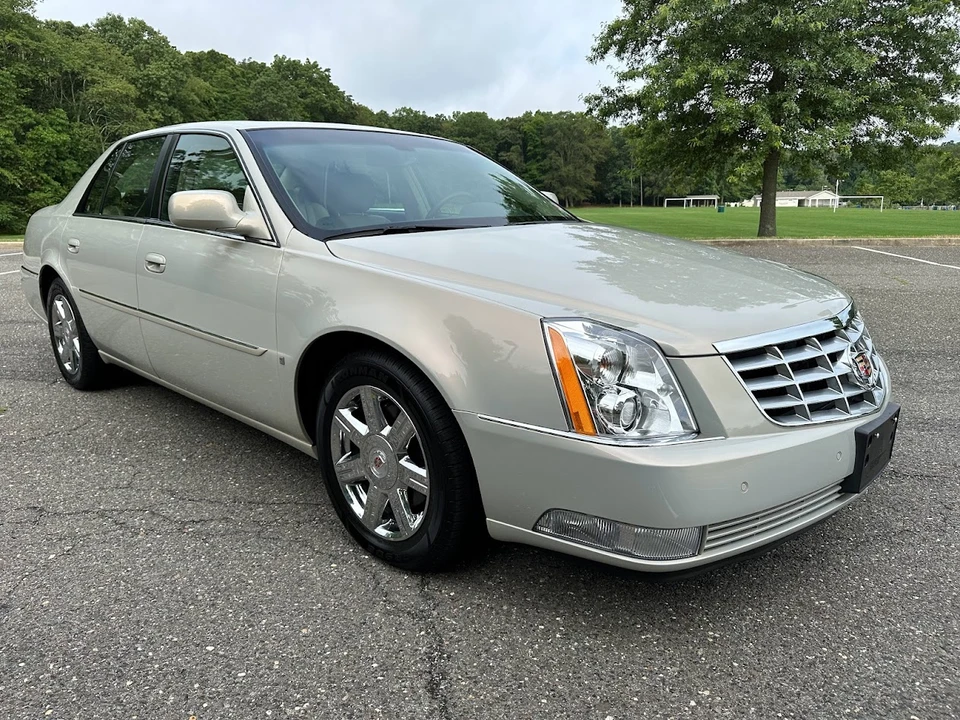 2007 Cadillac DTS - Image 28 of 31