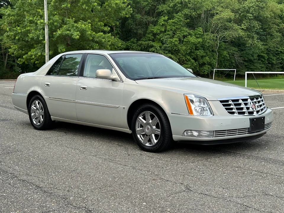 2007 Cadillac DTS - Image 24 of 31