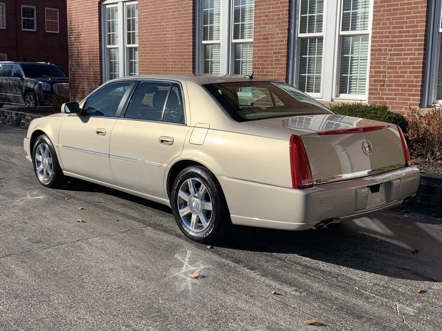 2007 Cadillac DTS - Image 3 of 8