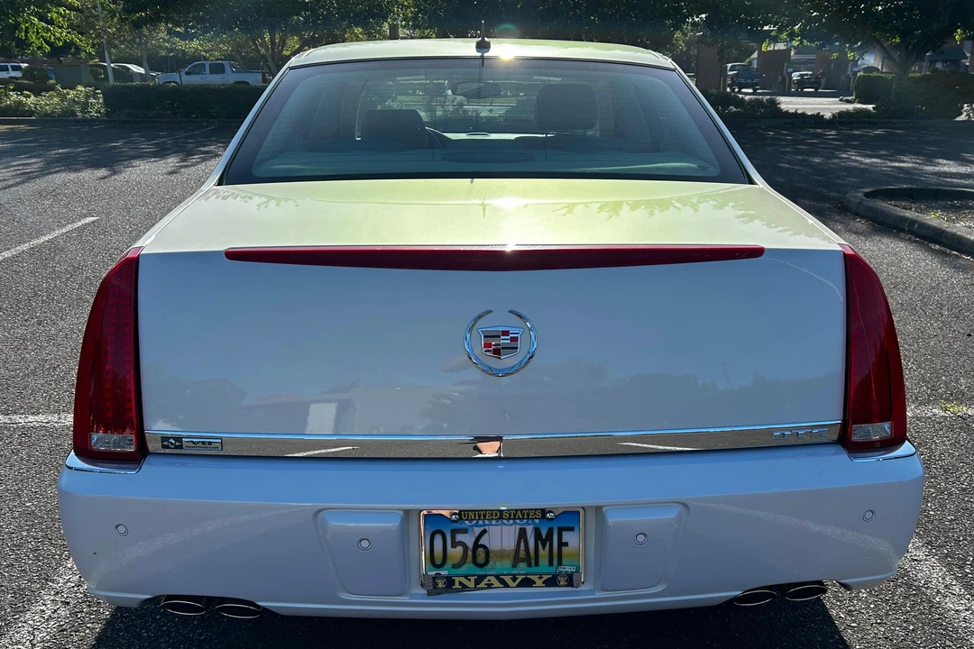 2007 Cadillac DTS - Image 10 of 31